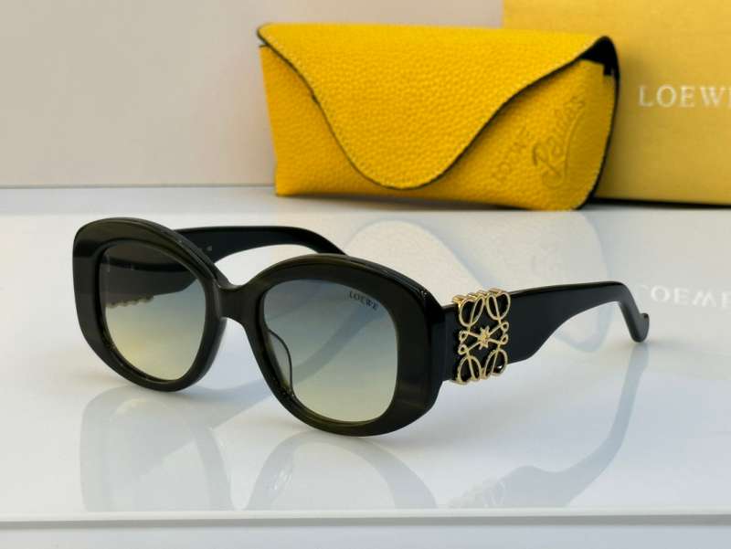 Picture of Loewe Sunglasses _SKUfw51972954fw